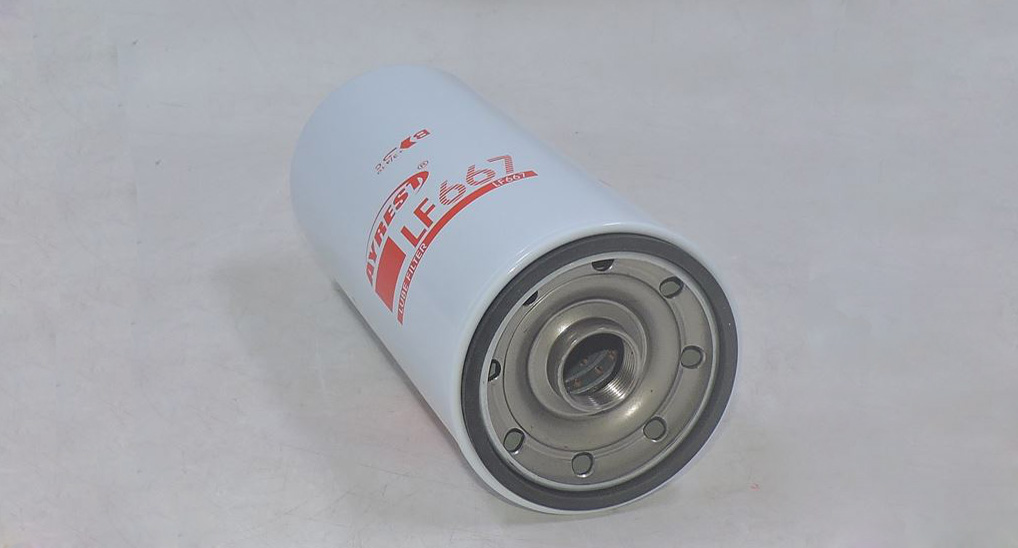 FLEETGUARD Ölfilter LF667