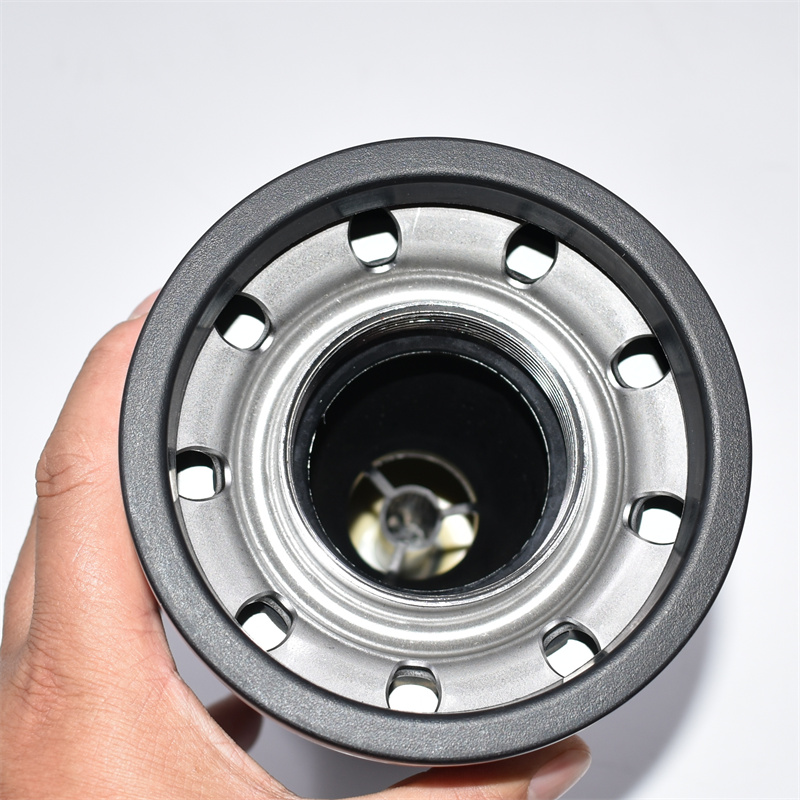 Case 1666 Ölfilter J919562